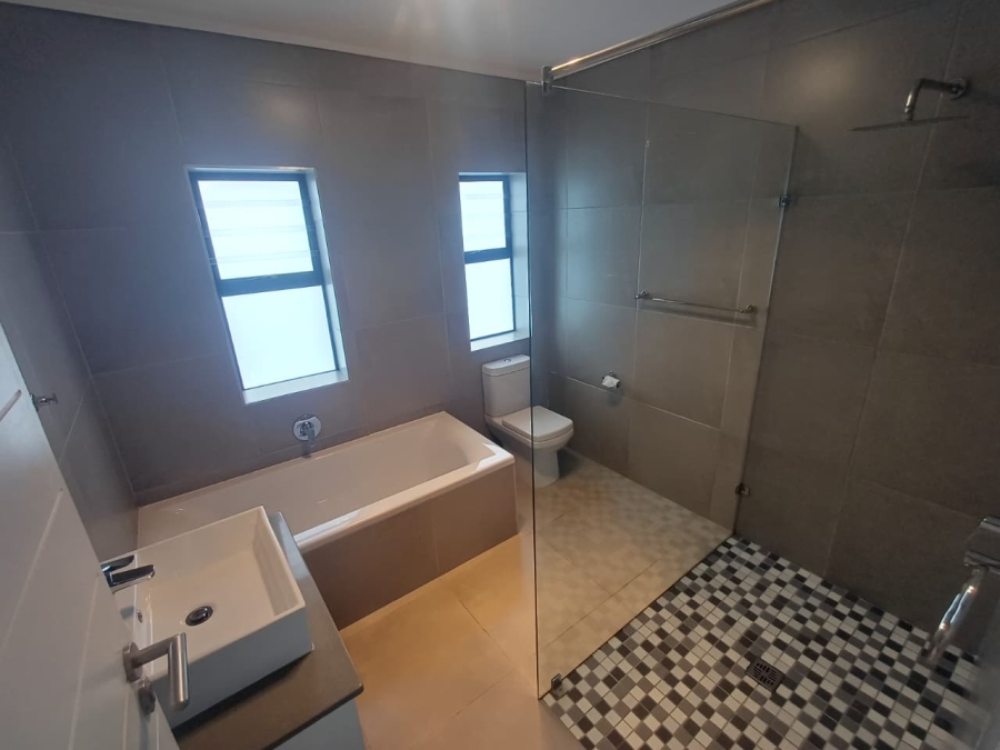 To Let 3 Bedroom Property for Rent in Dana Bay Western Cape